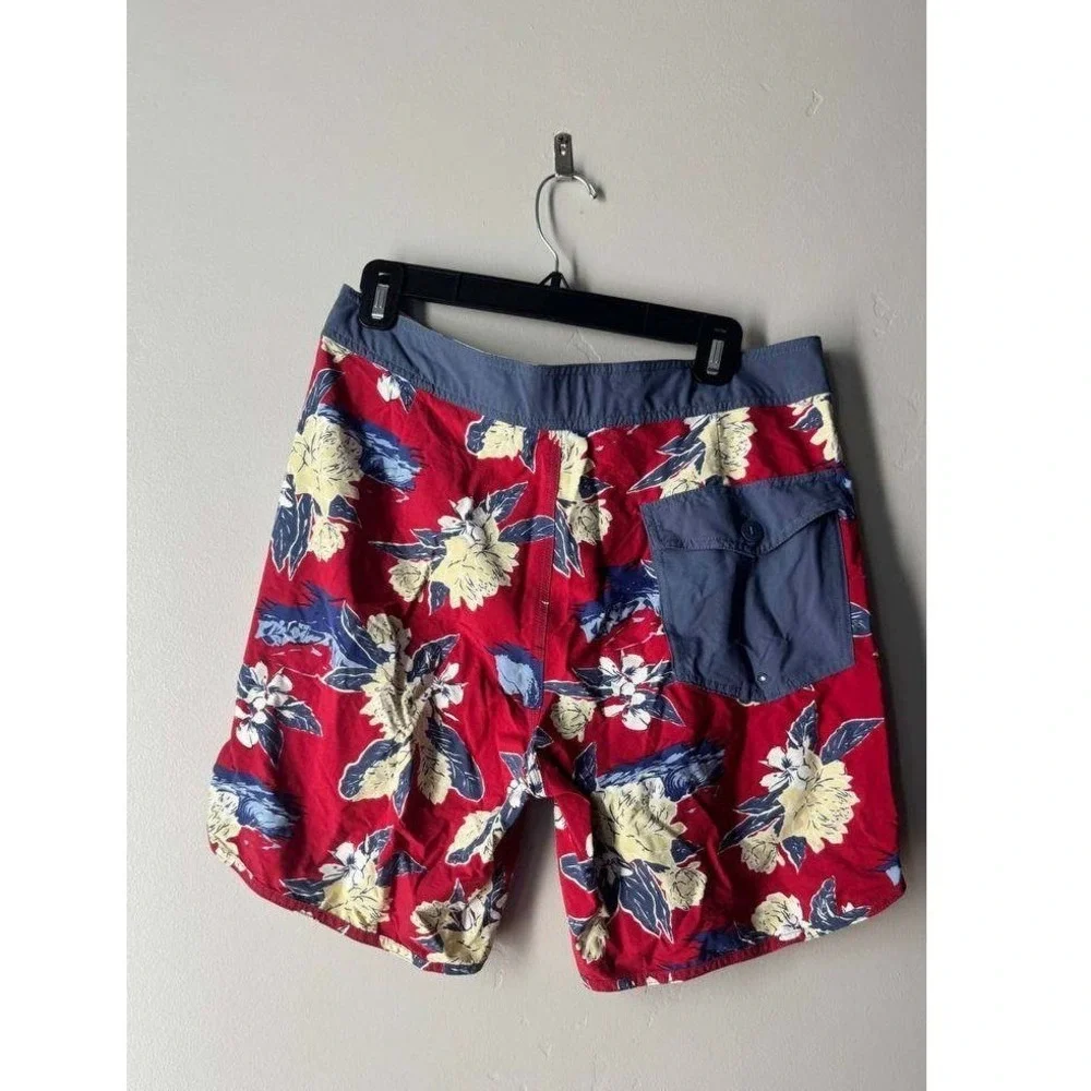 Patagonia Red Hawaiian Tropical Swim Trunks Board Shorts 32 Resortwear Beach